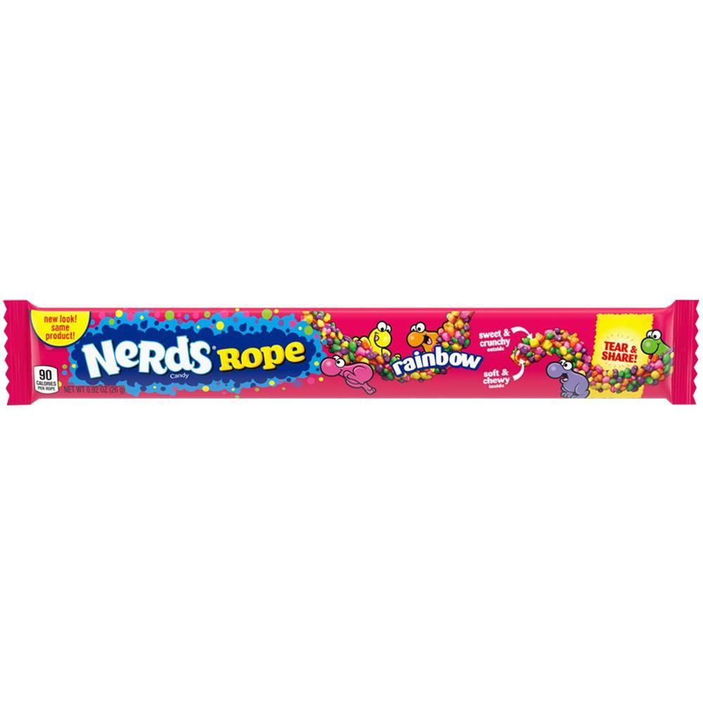 Nerds Rope Rainbow 26gDiese köstlich süße Fruchtgummi Schlange ist mit vielen knusprigen Rainbow Nerds bedeckt! Alle Farben des Regenbogens, alle fruchtigen Geschmacksrichtungen. Innen weWorld of Candy