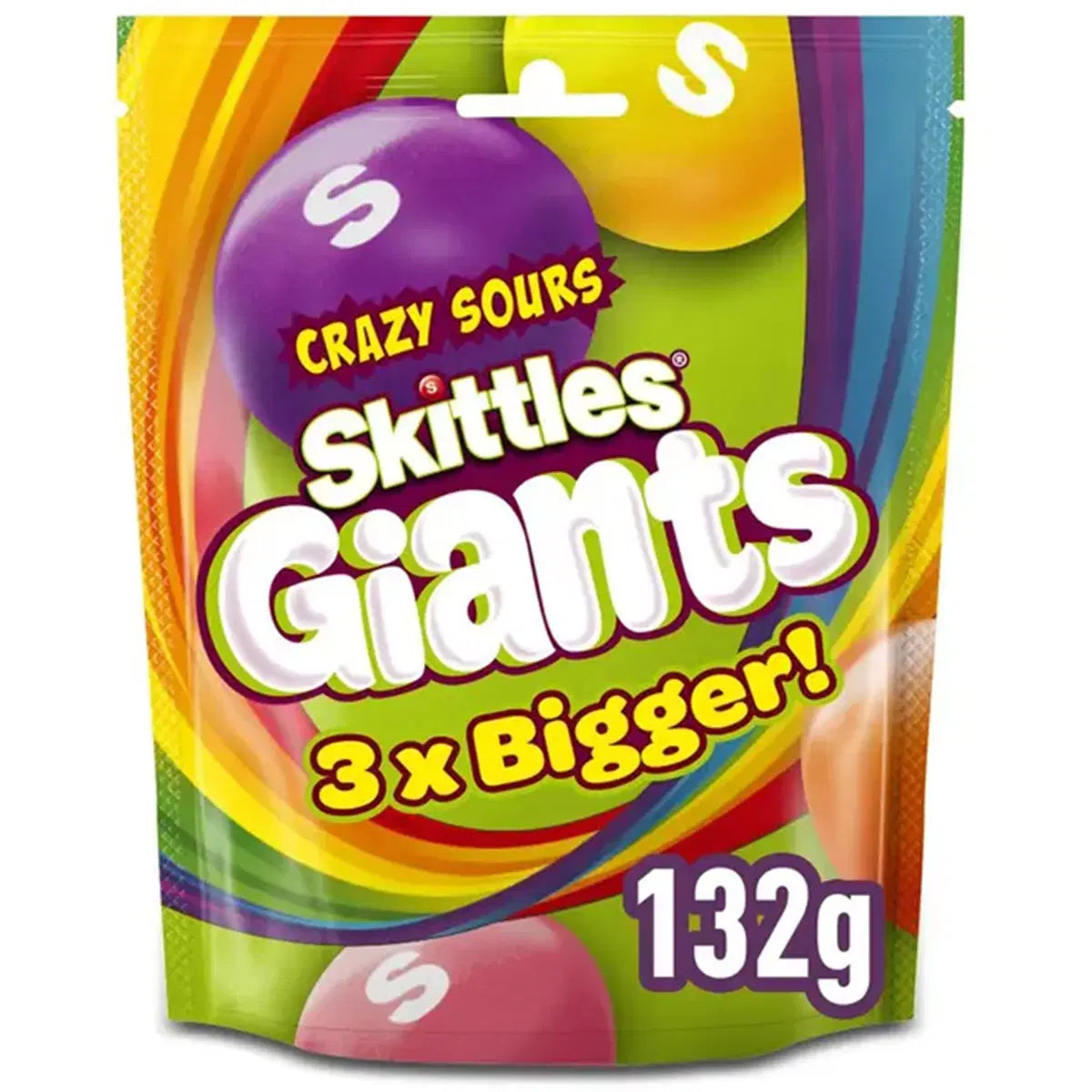 Bunte extra große Skittles Giants Crazy Sour mit intensiv saurem und fruchtigem Geschmack in 132g Packung
